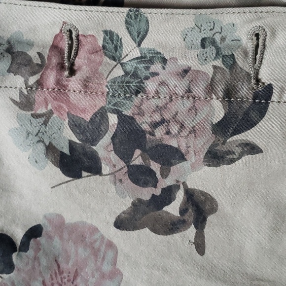 Jacket - Picture 2 of 4